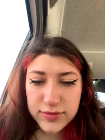 Lisetinypoet – Stripchat Live Video Recording – 2025-01-05 22:10:54