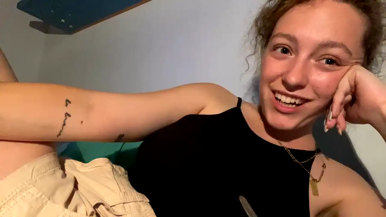 Iswithee – Amateur.tv Live Video Recording – 2026-02-15 22:24:45