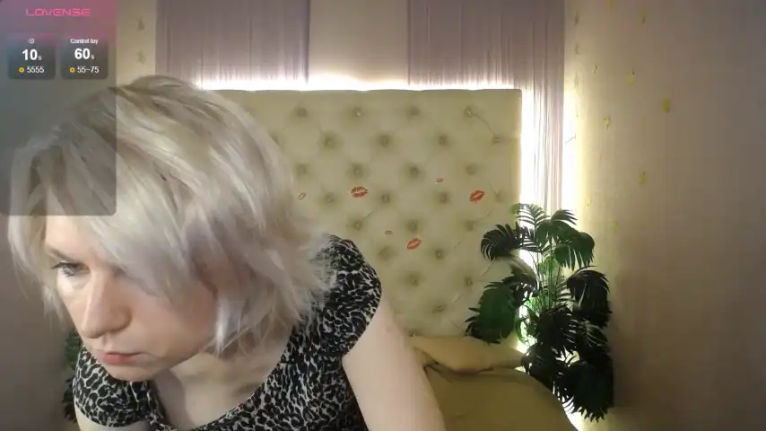 Lena_paulles – Stripchat Live Video Recording – 2025-04-15 13:52:30