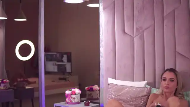 Esmeainsley – Myfreecams Live Video Recording – 2025-07-09 14:00:06