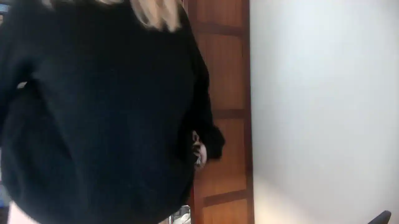 Mini97x – Cam4 Live Video Recording – 2025-12-24 02:26:27