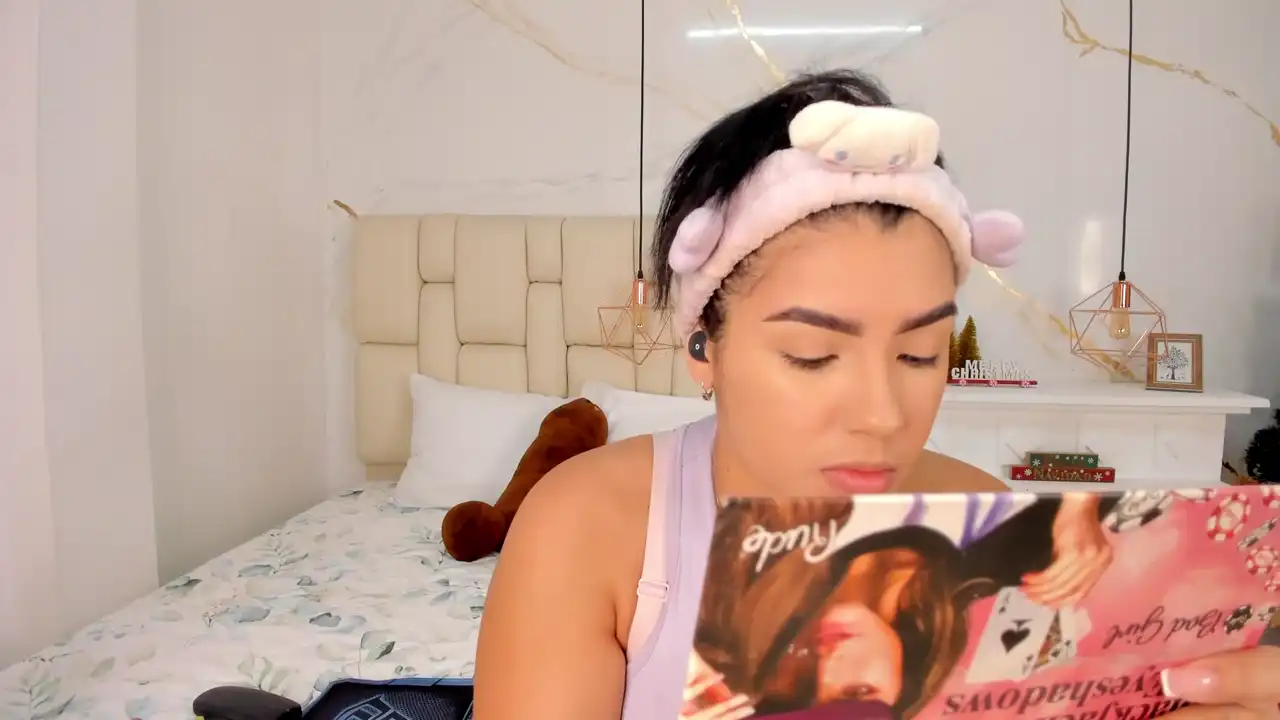 Fierygroup – Stripchat Live Video Recording – 2025-03-01 12:23:37