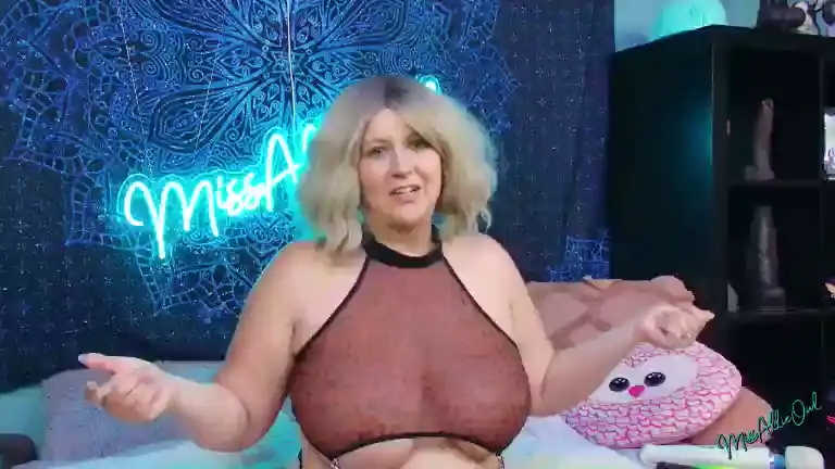Missallieowl – Streamate Live Video Recording – 2025-03-22 07:11:28