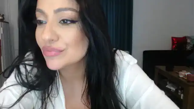 Bustygeoxx – Myfreecams Live Video Recording – 2025-04-16 02:28:08