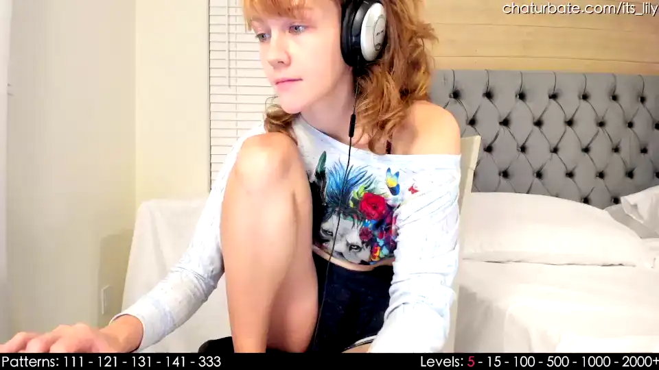 Its_lily – Chaturbate Live Video Recording – 2025-03-25 10:15:27
