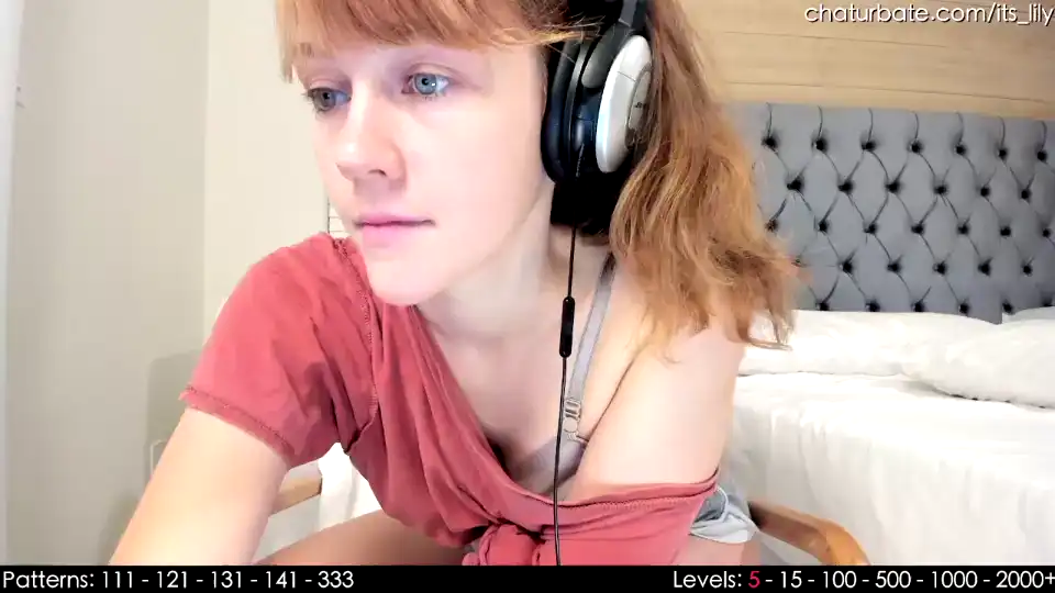 Its_lily – Chaturbate Live Video Recording – 2025-12-13 06:16:21