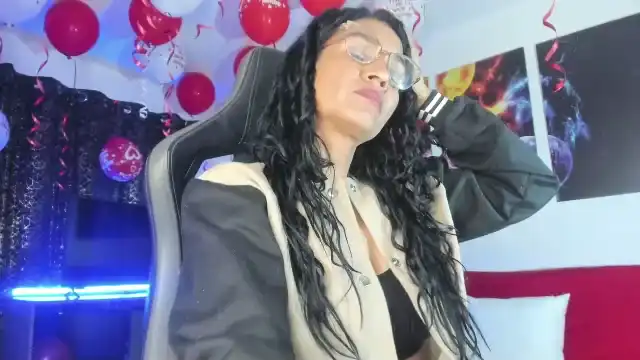 Lyncy-blacke – Flirt4free Live Video Recording – 2025-11-26 15:47:03