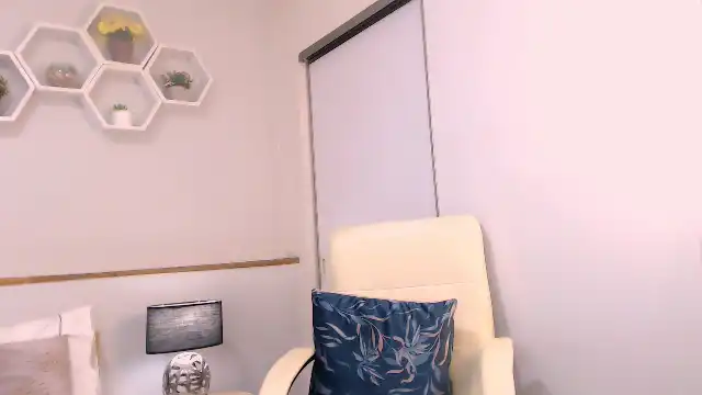 Haylei-brown – Flirt4free Live Video Recording – 2025-06-23 03:19:59