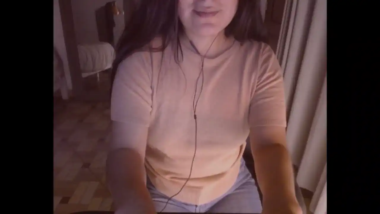Mariana_ – Amateur.tv Live Video Recording – 2025-11-25 05:00:26