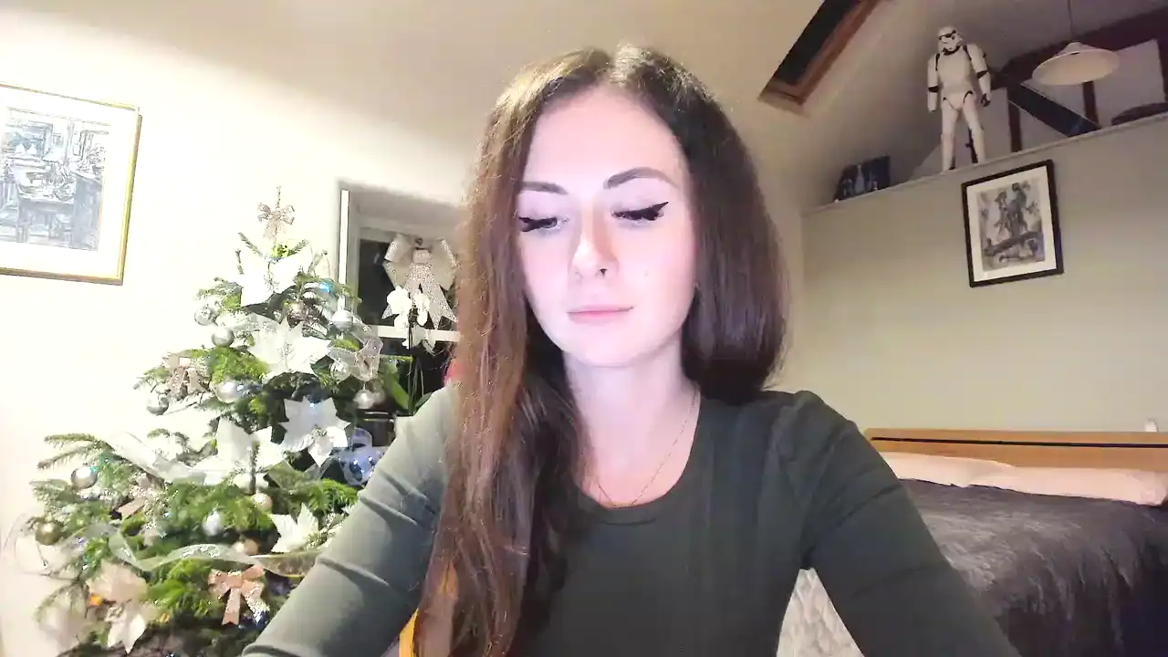 Amber_fry – Myfreecams Live Video Recording – 2025-09-21 13:37:12