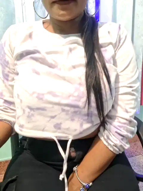 N-natasha – Stripchat Live Video Recording – 2025-10-10 22:28:01
